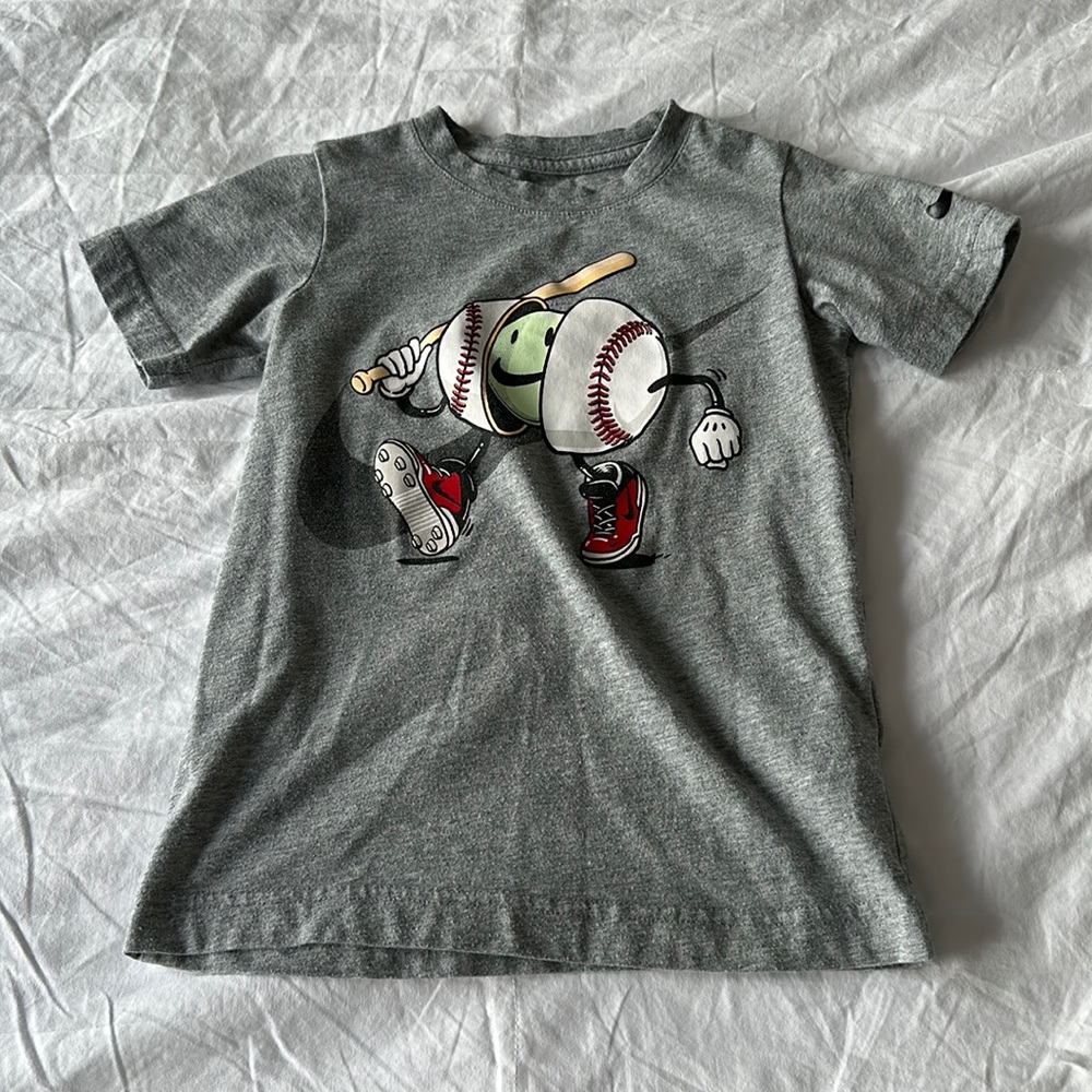 Nike baseball tee boys size 6